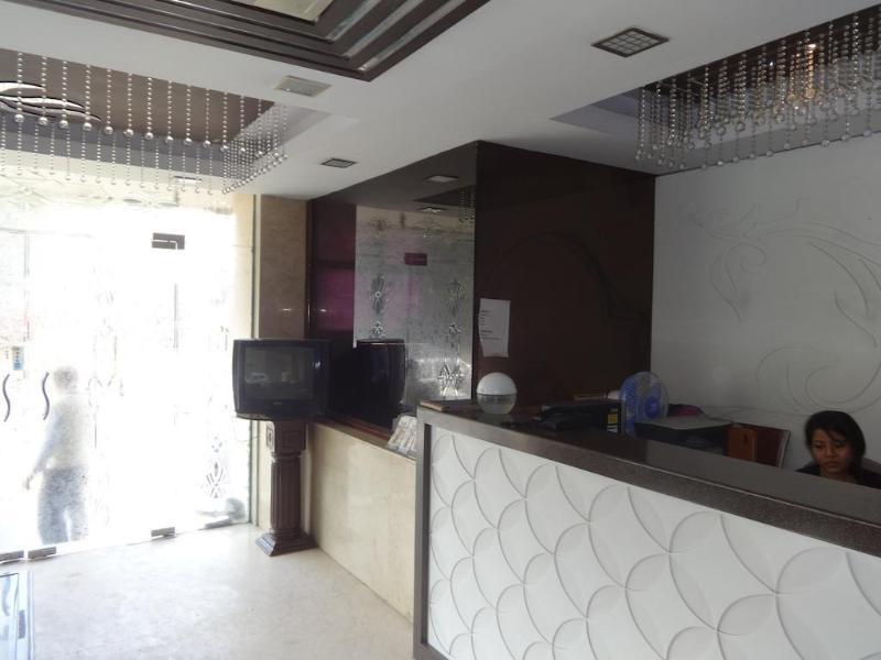 Hotel B Continental 델리 외부 사진