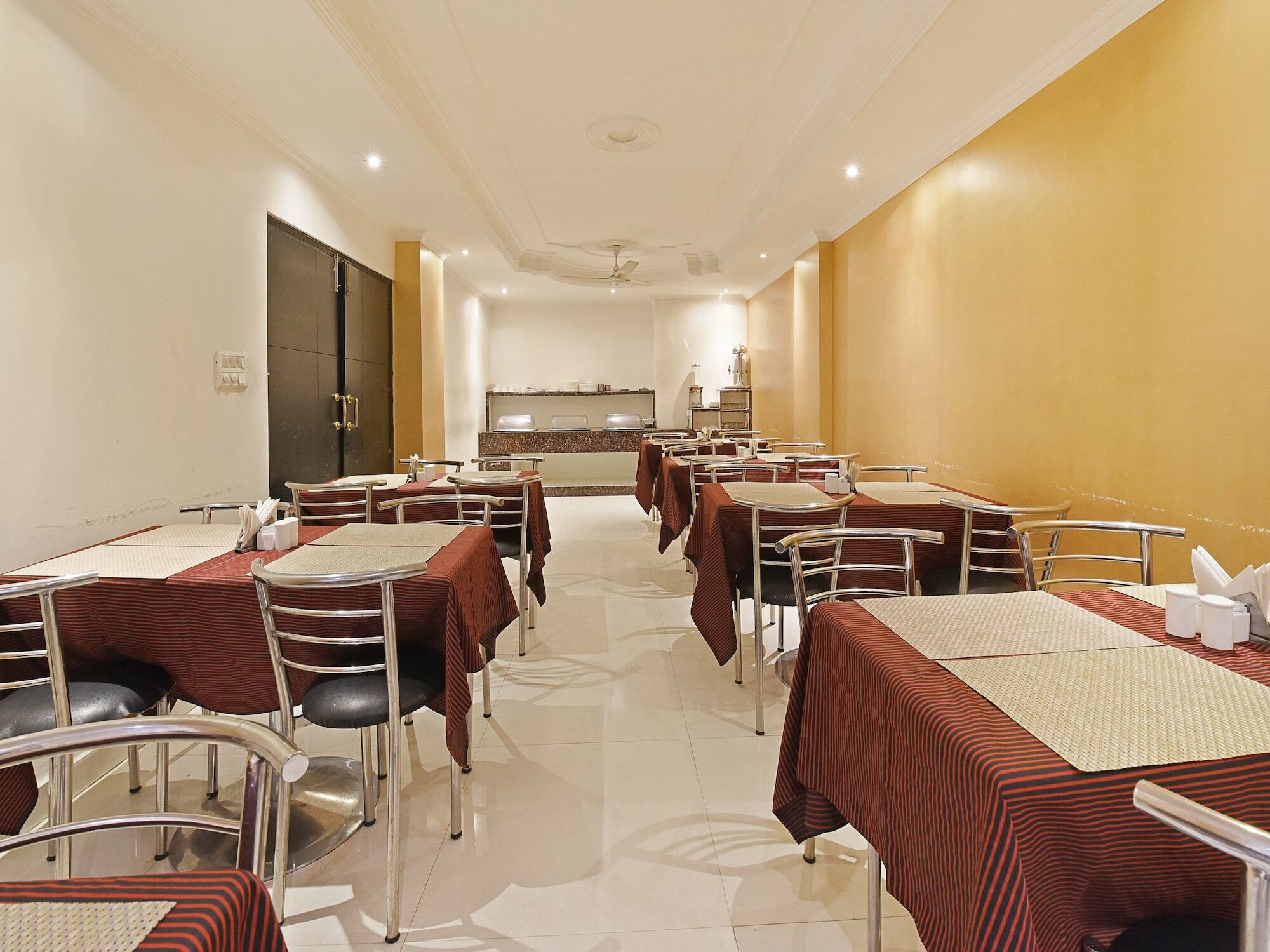 Hotel B Continental 델리 외부 사진