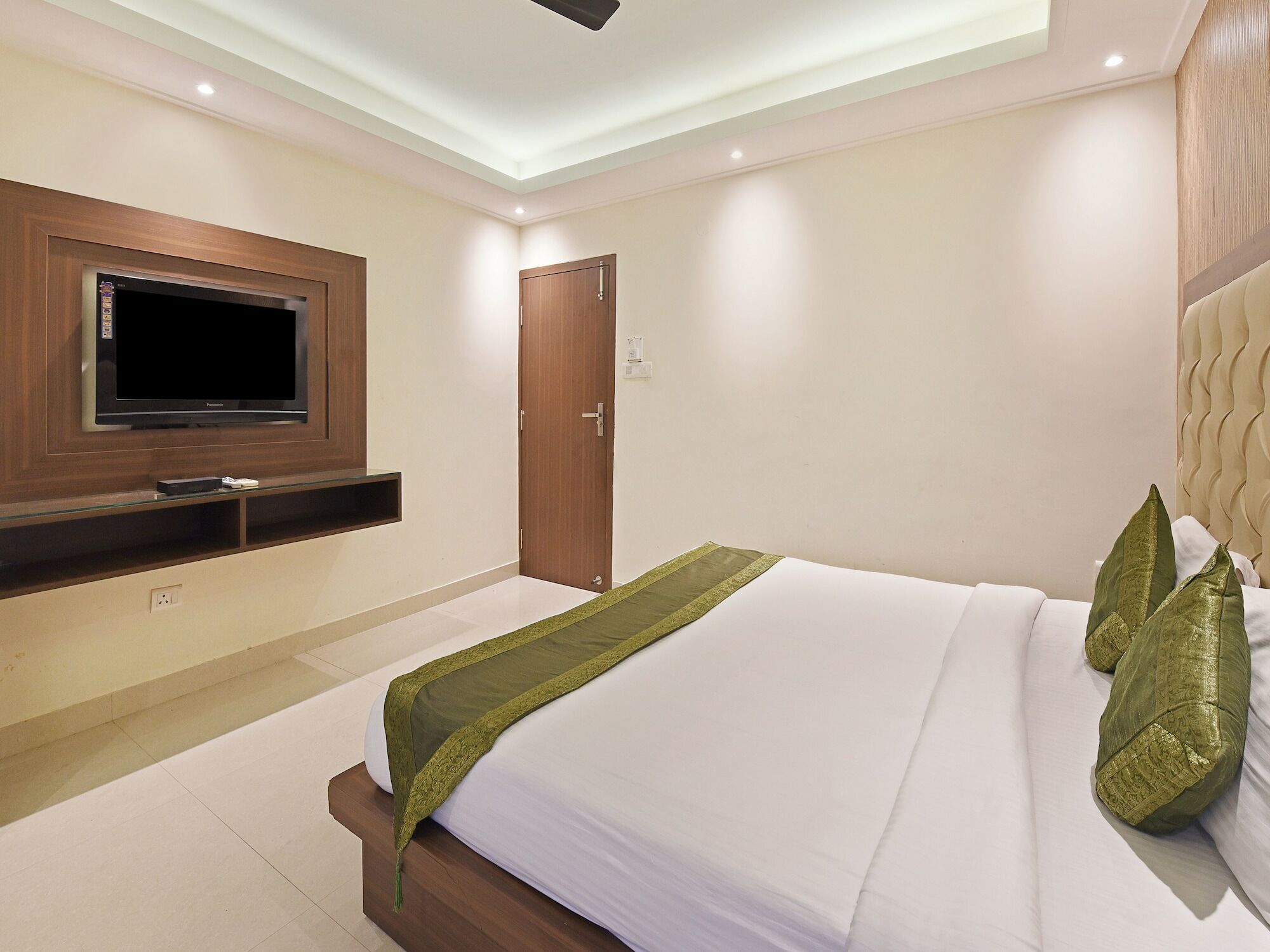 Hotel B Continental 델리 외부 사진